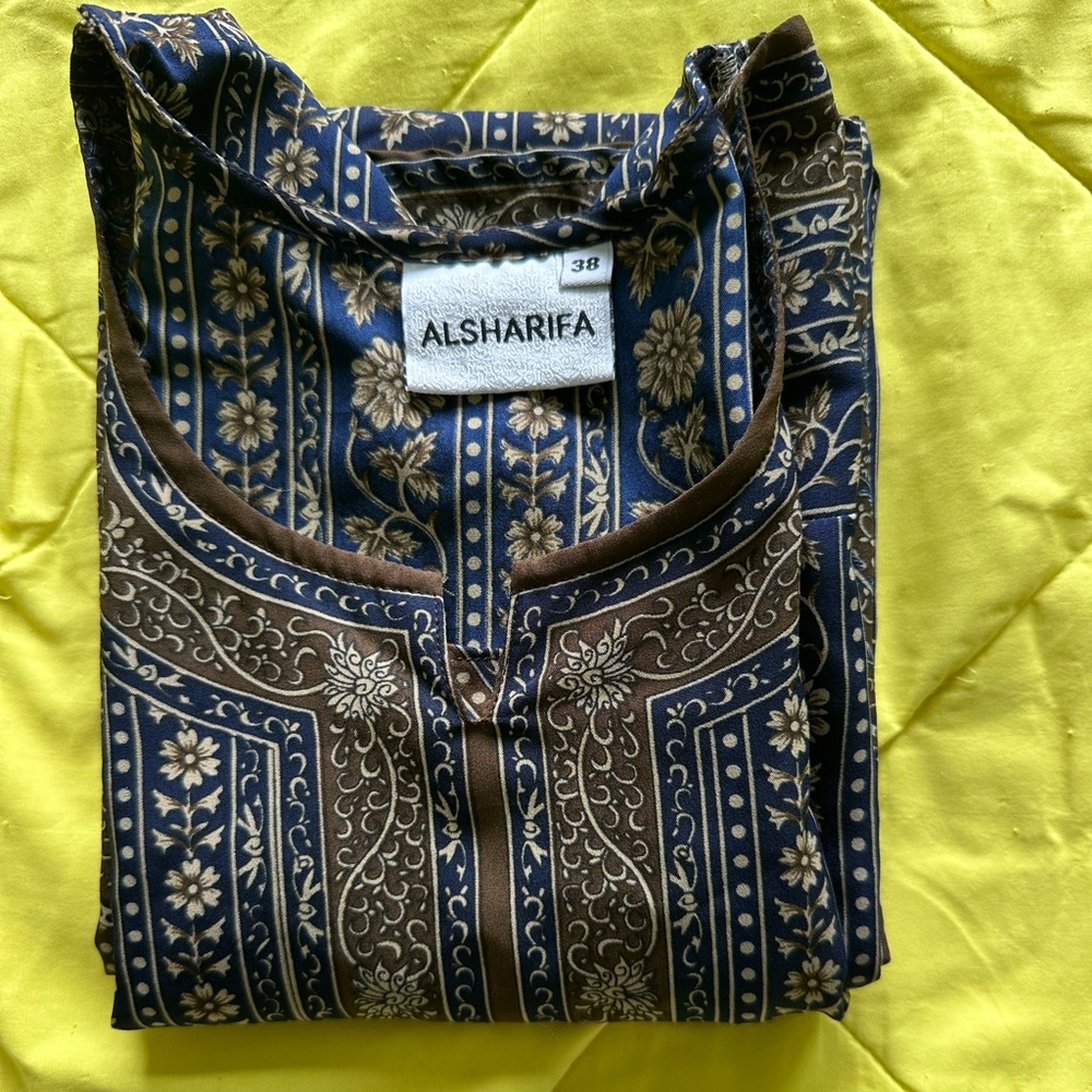 Traditional desi shirt - Picture 3 of 7